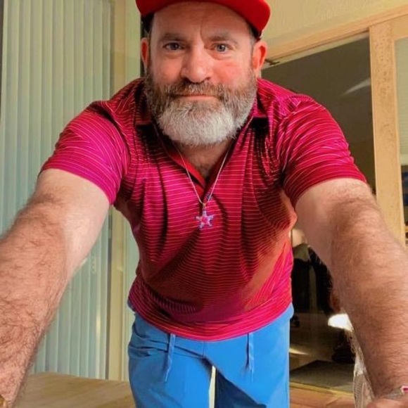 Meet your Posher, Jeffrey - Picture 1 of 1